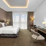 Royal 4*
