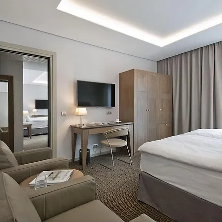 Royal 4* Prag
