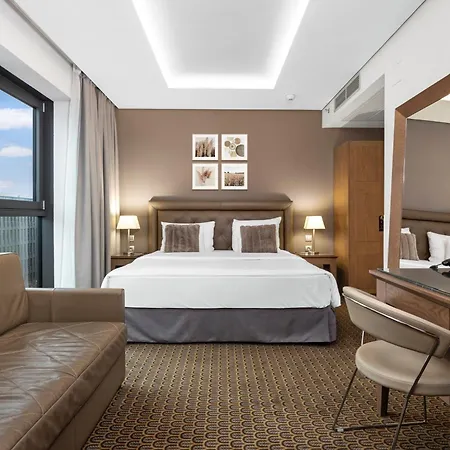 Ξενοδοχείο Royal 4*