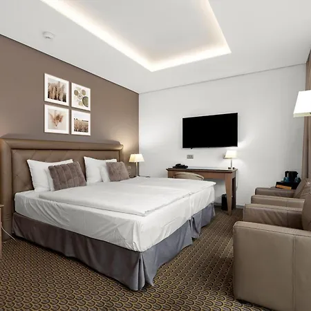 Royal 4* Praga